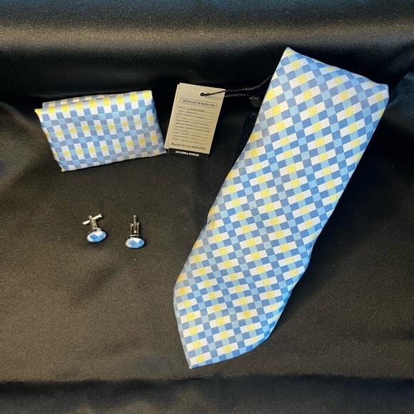 NWT-Silk Blue and Yellow Checkered Tie Set - Picture 2 of 4